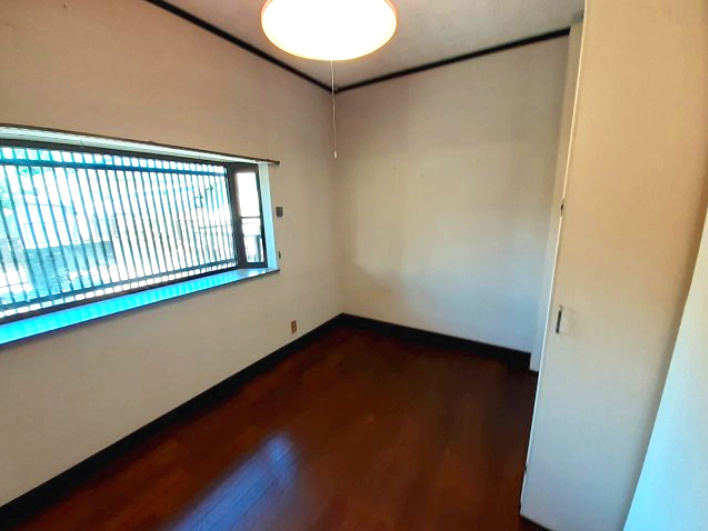 宇土市住吉町の中古一戸建の洋室|5帖
