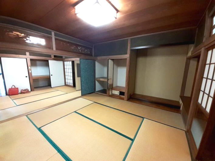 宇土市住吉町の中古一戸建の和室|8帖