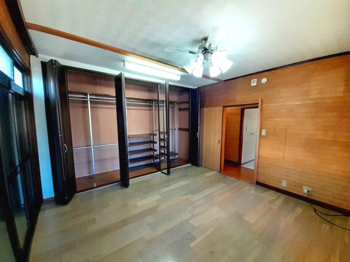 宇土市住吉町の中古一戸建の洋室|8帖