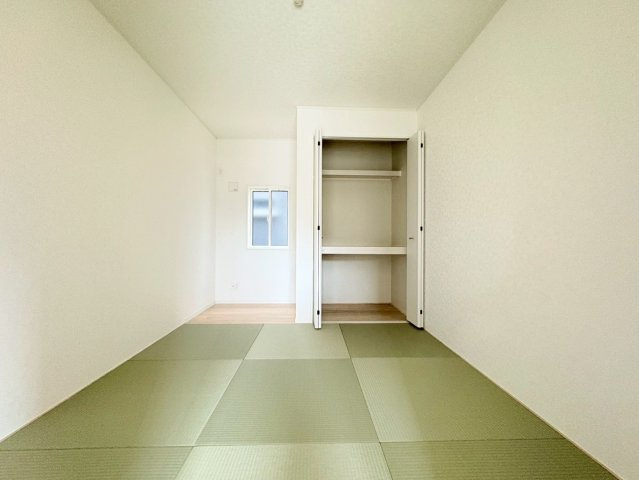 クワイエ　各務原市那加新田町2丁目第3　全2区画分譲の和室|一室あると便利な和室は、ご来客時はもちろん、お子様のお昼寝や遊び場、寝室としてもご利用いただけます。
日本の良き文化を引き継ぐ、色々な用途で使える、癒しの空間です。