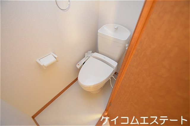 北九州市八幡西区本城学研台２丁目の賃貸マンションのトイレ