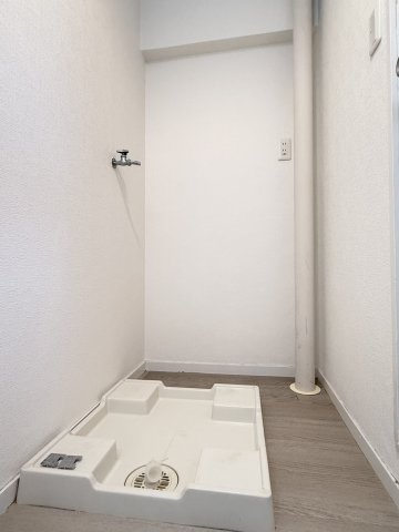 シルクコーポ諏訪野の設備|室内に洗濯機置き場があります