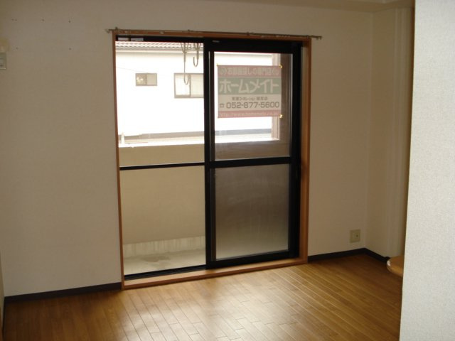 ノーヴァ２１　　　刈谷市近郊の賃貸はクラスホーム刈谷店の居間・リビング|リビング