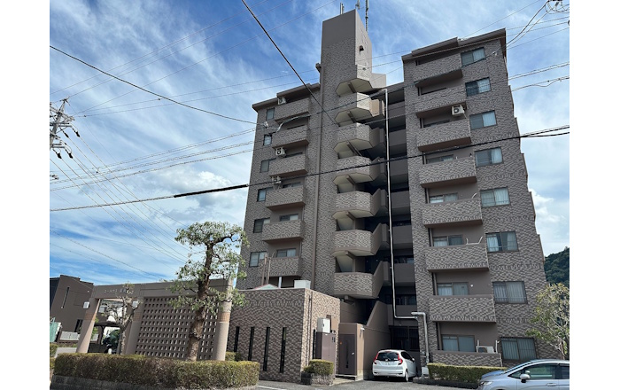 ユーハウス長良川【2階】の外観