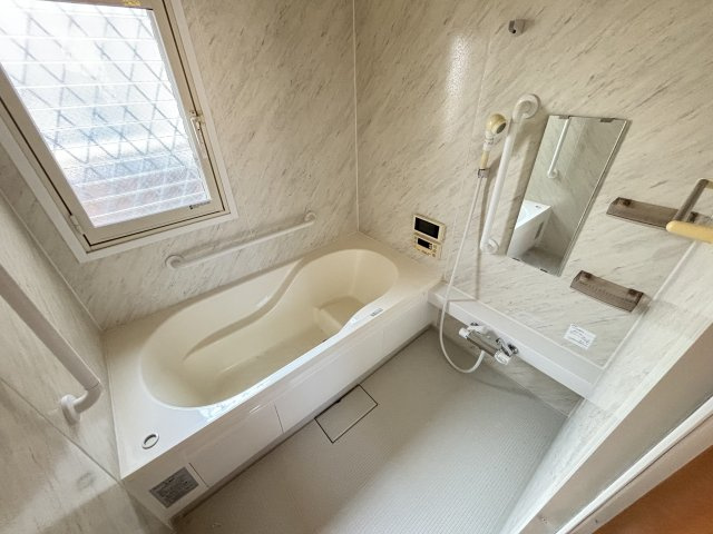 葛飾区細田３丁目　中古戸建の浴室