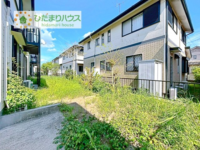 【庭】 | 取手市桜が丘4丁目　中古戸建 | 緑豊かな南面のお庭スペース！お子様のお外遊びやワンちゃんのドッグランにも最適です♪