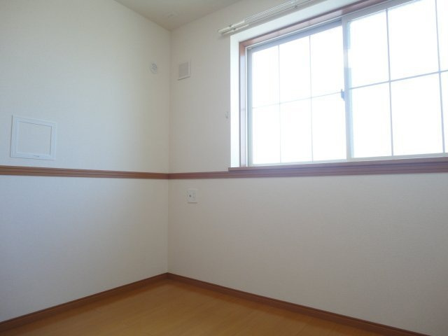 フラッツ東中島の寝室