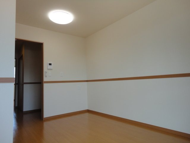 フラッツ東中島のその他