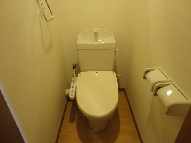 フラッツ東中島のトイレ