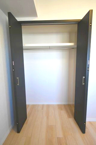 グランディ市谷柳町の収納