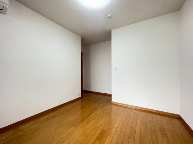 【洋室】 | セントラルパーク・イースト　E棟