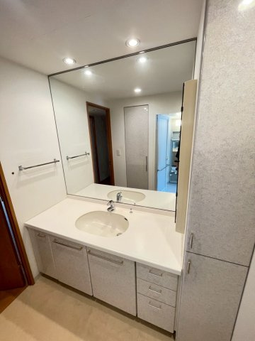 【独立洗面台】 | セントラルパーク・イースト　E棟