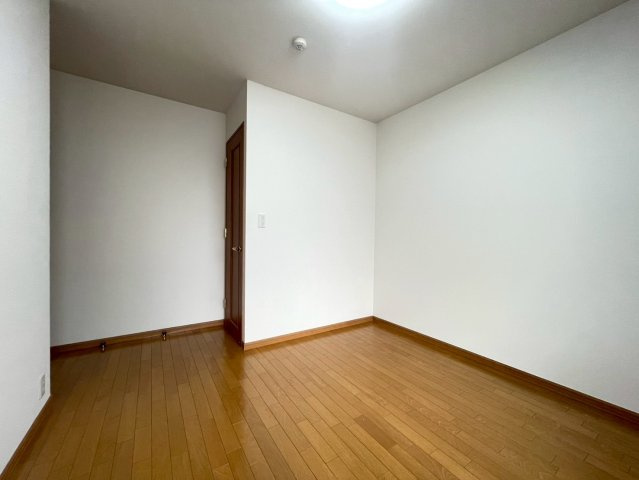 【寝室】 | セントラルパーク・イースト　E棟