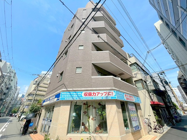 コスモ新大阪の外観