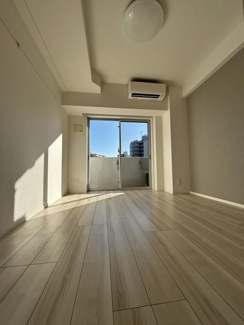 オーキッドレジデンス西川口の居間・リビング