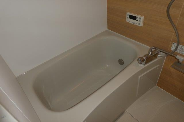 アースガーデンＳＯＪＡの浴室