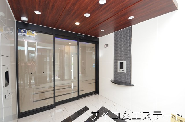 コンダクトレジデンスSANGAMORIのエントランス