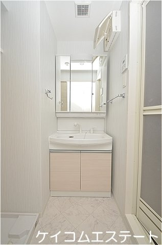 コンダクトレジデンスSANGAMORIの洗面所