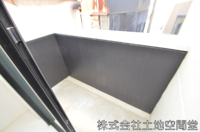 コンダクトレジデンスSANGAMORIのバルコニー