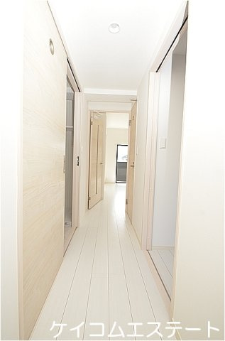 コンダクトレジデンスSANGAMORIの玄関