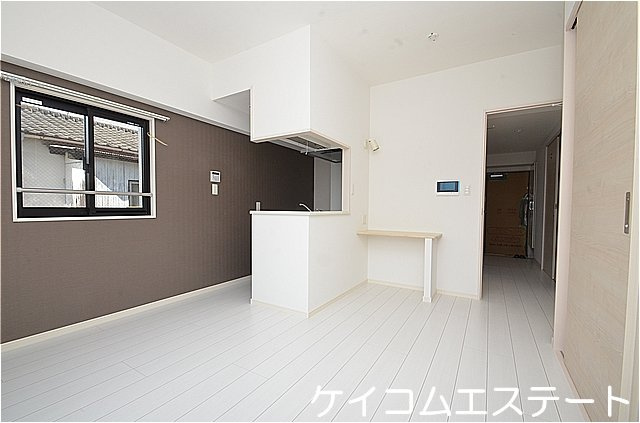 コンダクトレジデンスSANGAMORIの洋室