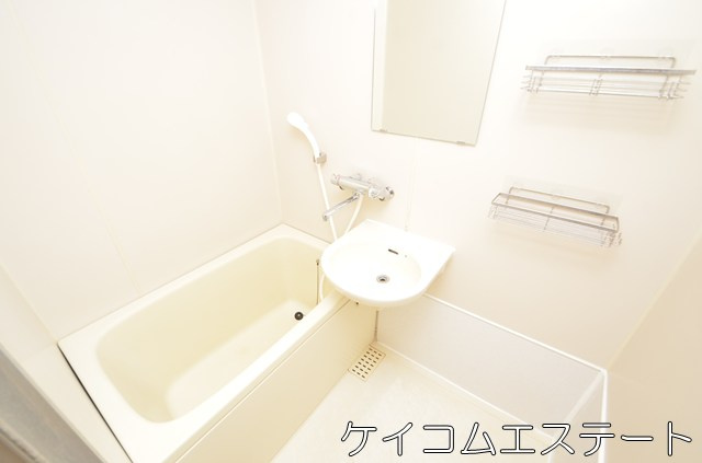 ハイツベルヴューの浴室|ユニットバス