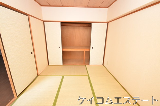 エクレール若葉台の収納|和室の押し入れ