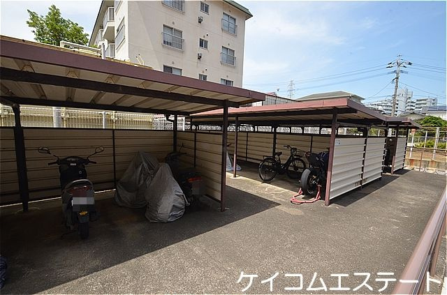 エクレール若葉台のその他共用部分|駐輪場・バイク置き場
