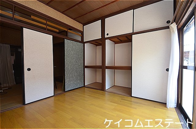 永犬丸4丁目テラスハウスの寝室|和室