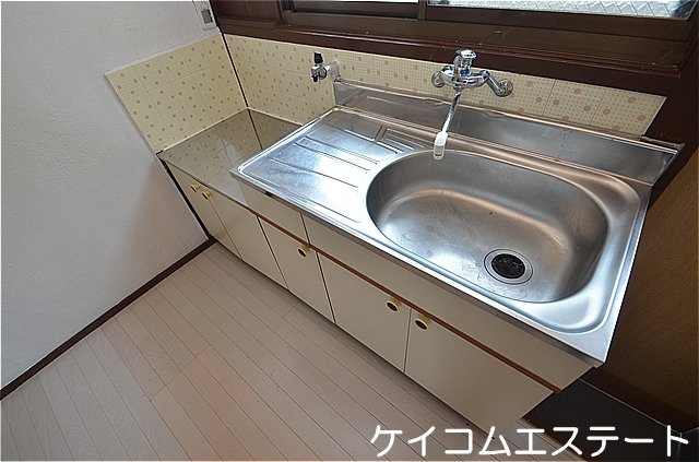 永犬丸4丁目テラスハウスのキッチン