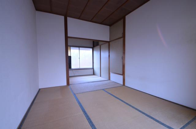 皇后崎荘２の居間・リビング