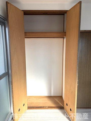 【その他】 | エバーグリーン手城 A棟 | 洋室6帖のクローゼット