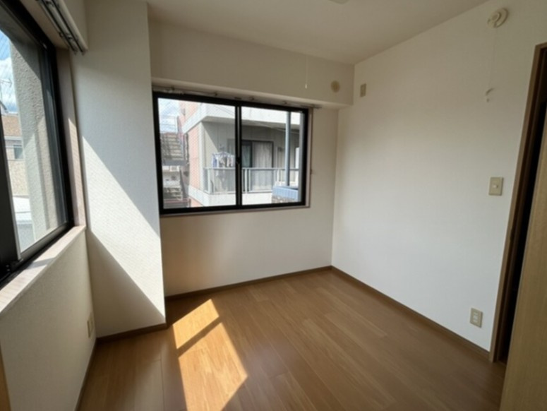 グランティーバの洋室