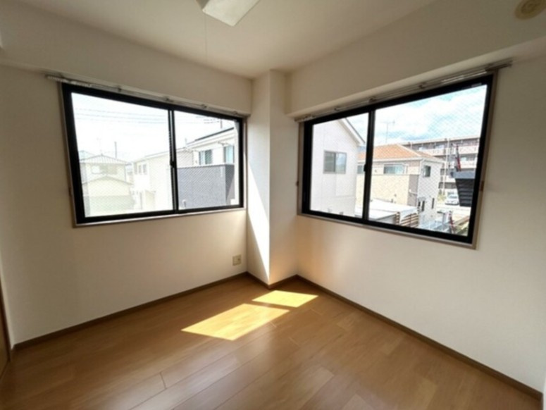 グランティーバの洋室