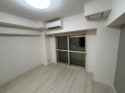 【居間・リビング】 | マンション築地 | ※現状と異なる場合がございます