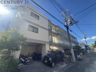 敷地内屋根付き駐輪場あり