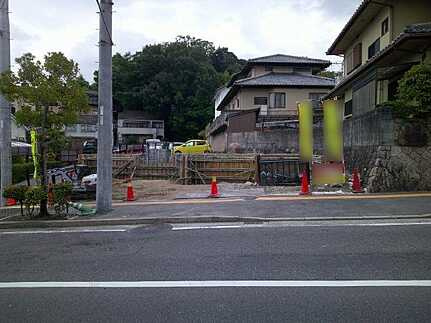 安芸郡府中町鹿籠2丁目　新築一戸建て(全2棟)の前面道路含む現地写真