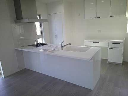 安芸郡府中町鹿籠2丁目　新築一戸建て(全2棟)のキッチン