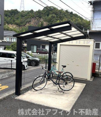 【その他共用部分】 | ノブリス　A棟 | 屋根付き駐輪場