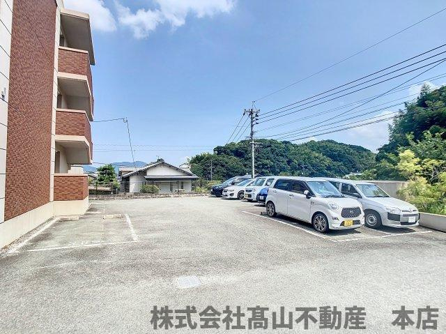 キャロットＪの駐車場