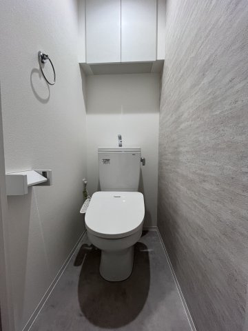 大阪市都島区東野田町４丁目の賃貸マンションのトイレ