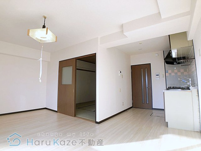 【居間・リビング】 | アクシス呼続【名古屋市賃貸・エレベーター付】