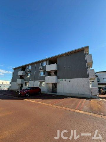 レフィナード B