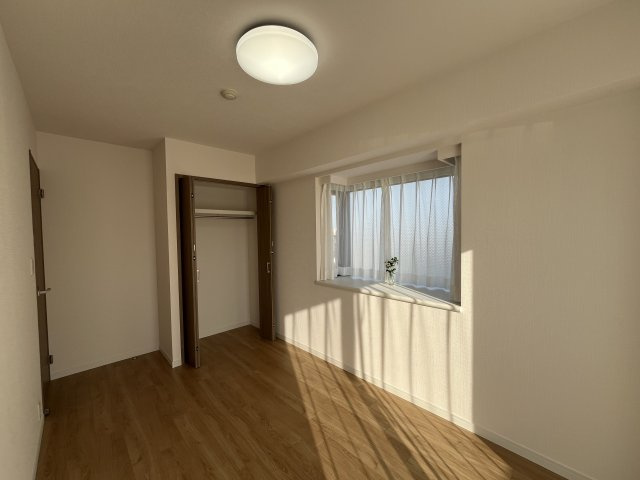 コスモつきみ野プライムコートの洋室