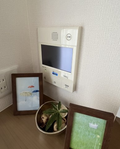 コスモつきみ野プライムコートの防犯設備|TVモニタ付きインターフォン