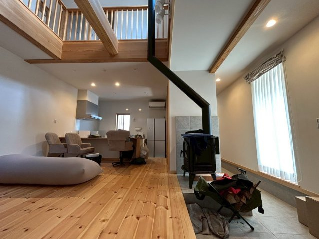 野田市山崎　中古戸建の居間・リビング