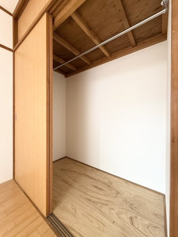 レピュート平田の収納|パイプハンガーもついてます