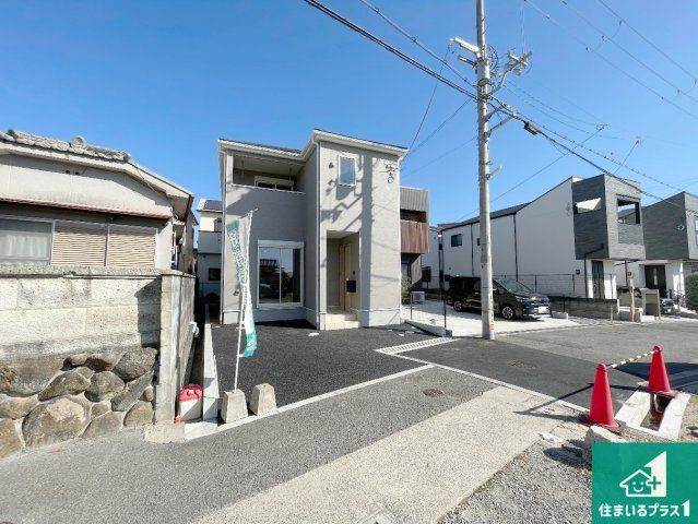 枚方市津田元町　第7期　新築一戸建ての前面道路含む現地写真|車通りの少ない前面道路！お子様がいらっしゃるご家族でも安心！