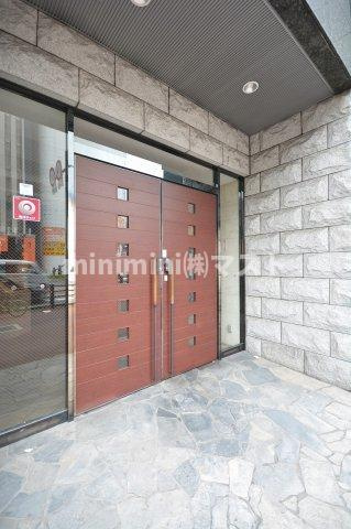 サムティナンバ南のエントランス