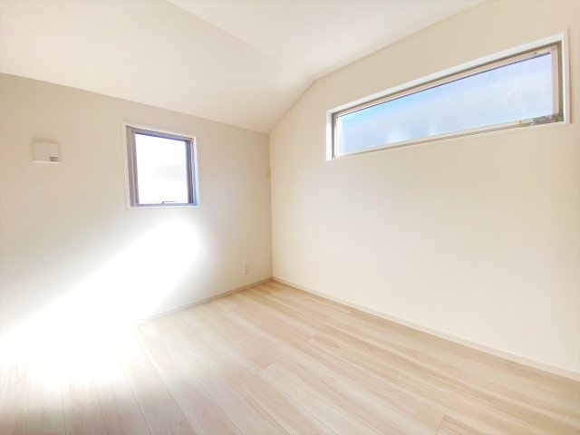 『八王子市新築戸建て』八王子市緑町776-5【仲介手数料無料】　６期の洋室|～仲介手数料無料☆八王子ひなた不動産～　八王子市緑町　新築戸建て